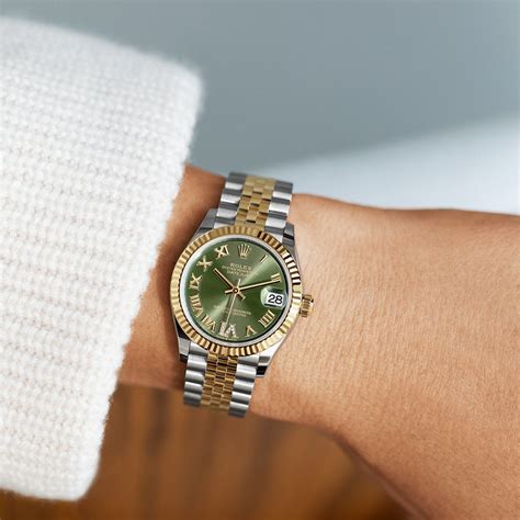 rolex datejust 31 mm on wrist|rolex datejust 31 gold price.